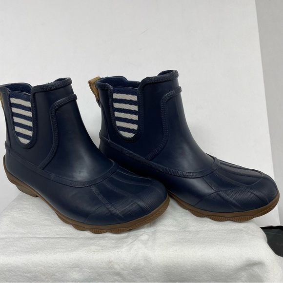 Sperry Shoes - Sperry Top Sider Saltwater Chelsea Duck Rain boots Navy and White Strips sz 6